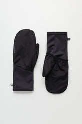 On Winter Run Gloves Magnet