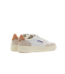 Autry Medalist Low Leather Suede White Sandstorm Women
